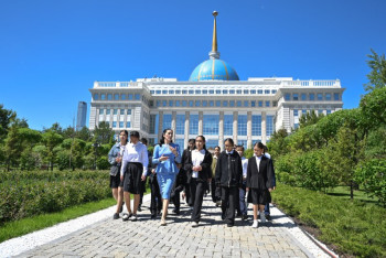 Фотография к новости: Экскурсию по Акорде провели для школьников из разных регионов Казахстана