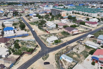 Фотография к новости: В городе Кульсары восстанавливают поврежденные во время паводка дороги