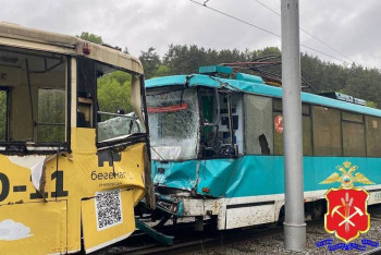 Два трамвая столкнулись в российском Кемерово, пострадали 30 человек