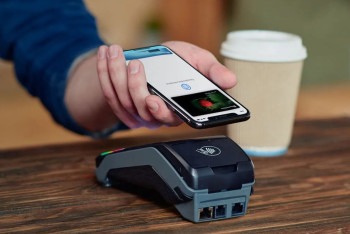 Казахстанские банки обяжут отдельно указывать комиссию по безналичным платежам и переводам денег