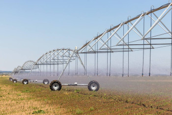 Премьер-министр ознакомился с применением водосберегающих технологий в Жамбылской области