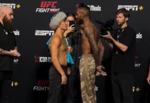 Фотография к новости: Асу Алмабаев встретился взглядом с американцем перед историческим боем в UFC