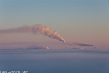 Жителям Астаны, Алматы и ещё трёх городов синоптики рекомендовали сократить прогулки