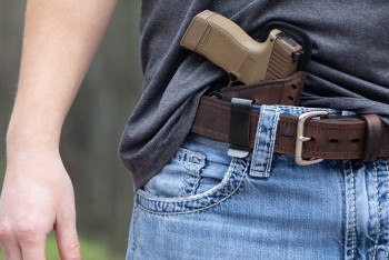 Фотография к новости: Военнослужащий с пистолетом устроил переполох в зоне отдыха Талдыкоргана