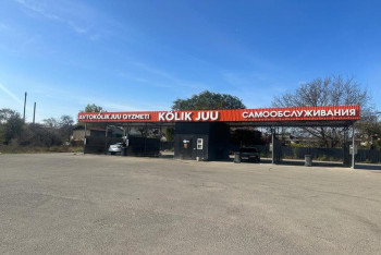 В Алматы снесли автомойку по решению суда