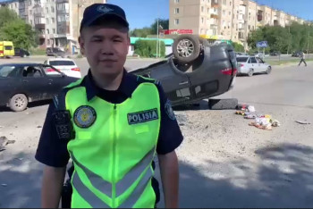 Фотография к новости: Авто опрокинулось в Семее: трое госпитализированы