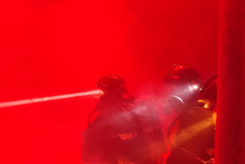 Фотография к новости: Склад полыхает в Усть-Каменогорске