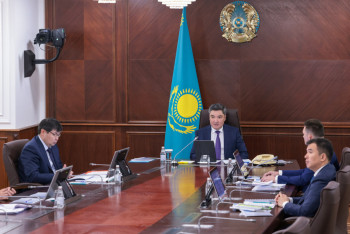 Фотография к новости: Олжас Бектенов провёл заседание Совета Евразийского банка развития