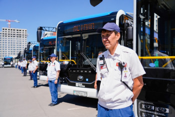 100 новых автобусов выйдут на линию в Астане