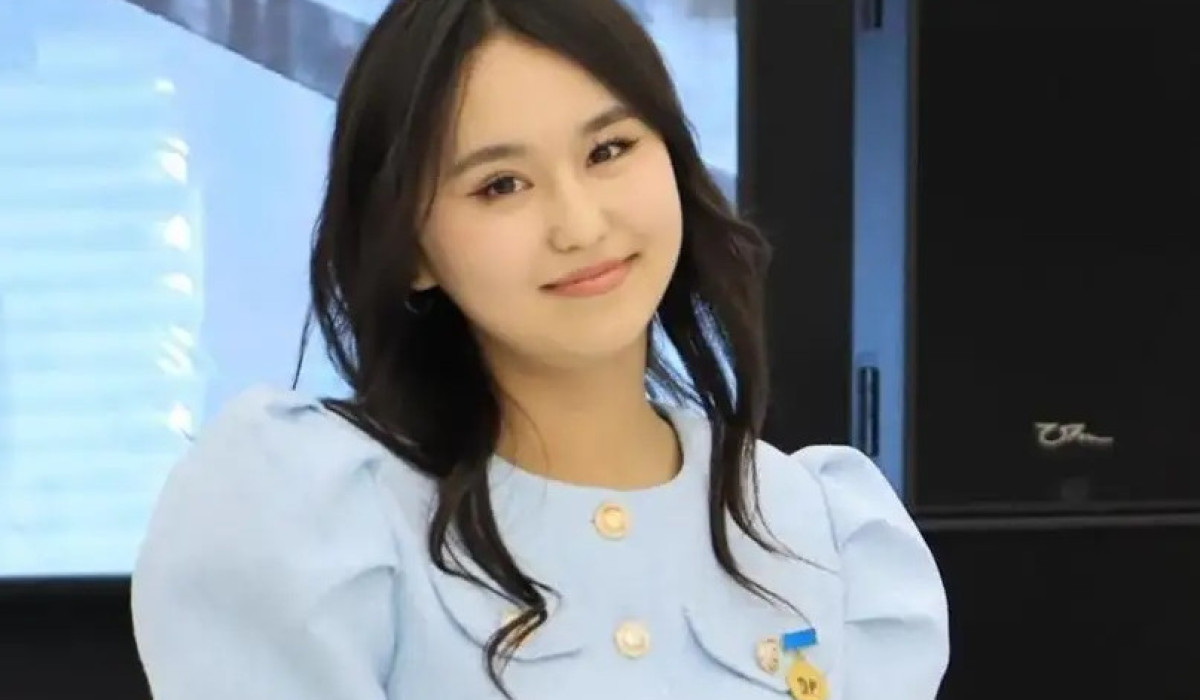 Көршісімен порноролик жасау Элизабет Лиламен порно