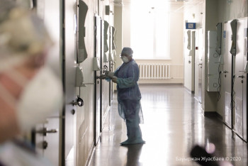 19-летнюю пациентку подключили к ИВЛ из-за вейпов