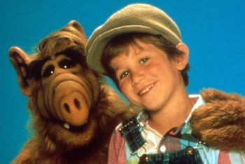 Фотография к новости: Звезду сериала "Альф" нашли мёртвым в собственном авто