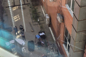 Тело мертвого человека обнаружили на одной из улиц Усть-Каменогорска