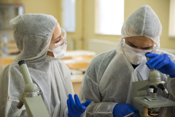 Фотография к новости: Впервые в мире: американцу пересадили гортань и глотку