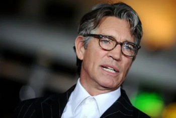 Голливудский актер Эрик Робертс прилетел в Астану