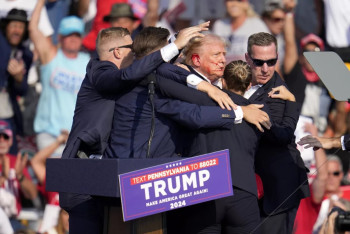 Фотография к новости: "Иллюзия безопасности разрушена": что пишут мировые СМИ о покушении на Трампа