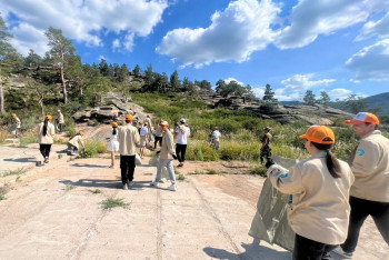 Фотография к новости: Волонтёры из разных городов Казахстана подхватили акцию "За чистый Баянаул"