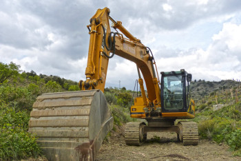 Фотография к новости: Экскаваторщик ударил мужчину ковшом по голове в Астане