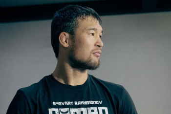 Шавкат Рахмонов встретился с известным боксёром