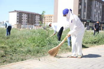 "Таза Қазақстан": 300 тонн мусора вывезли из Туркестана