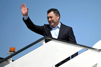 Макрон пригласил Президента Кыргызстана на открытие Олимпиады-2024