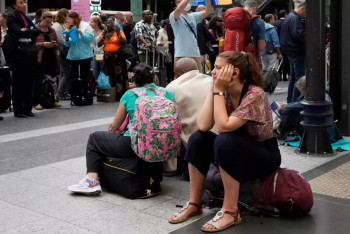 От перебоев с поездами во Франции пострадали 800 тыс пассажиров