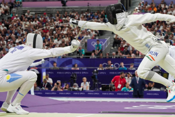 Фотография к новости: Команда казахстанцев выбыла из борьбы за медали в фехтовании на шпаге на Олимпиаде