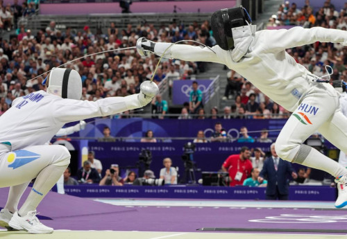 Фотография к новости: Команда казахстанцев выбыла из борьбы за медали в фехтовании на шпаге на Олимпиаде