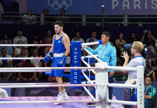 Фотография к новости: Боксёр Нурбек Оралбай вышел в полуфинал Олимпиады и гарантировал себе медаль