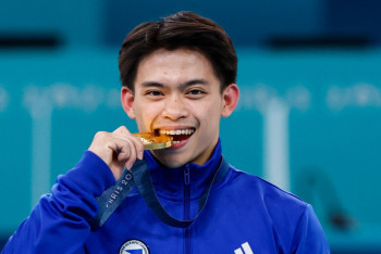 Фотография к новости: Филиппинский гимнаст получит дом и пожизненный запас лапши за победу на Олимпиаде