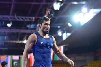 Фотография к новости: Борец Демеу Жадраев пробился в 1/4 финала Олимпиады