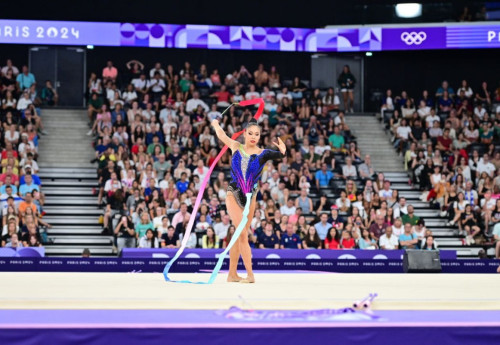 Фотография к новости: Гимнастка Эльжана Таниева не смогла пробиться в финал на Олимпиаде