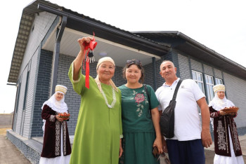 Фотография к новости: Подарок акима: как выглядит новый дом мамы Демеу Жадраева в Жаркенте