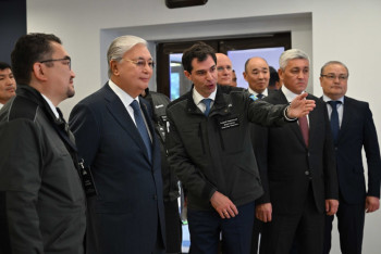 Фотография к новости: Глава государства посетил Центр креативных технологий Qarmet