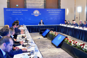 Фотография к новости: Перспективы нефтедобычи в Казахстане обсудил Бектенов с представителями отрасли