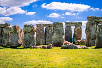 Фотография к новости: Раскрыто происхождение алтарного камня Стоунхенджа