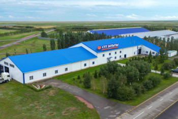 Фотография к новости: Президент осмотрел молочный завод в селе Родина