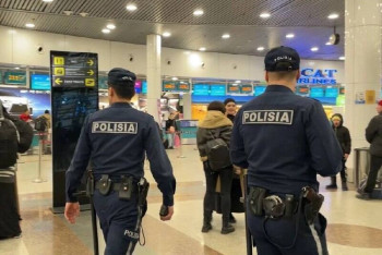 Фотография к новости: Пассажирку международного авиарейса арестовали на 15 суток в Алматы