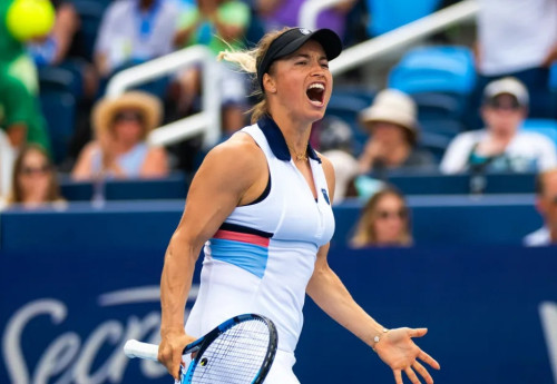 Фотография к новости: Путинцева вышла в полуфинал турнира WTA 1000 в парном разряде