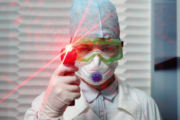 Фотография к новости: Индонезия вводит новые меры контроля иностранцев из-за оспы обезьян