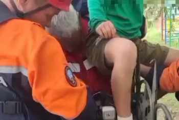 Фотография к новости: Ребёнок проколол ногу штырем от забора в Астане