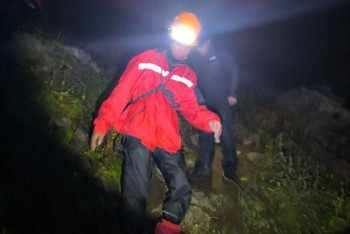 Фотография к новости: Двое туристов попали в шторм в горах Алматы