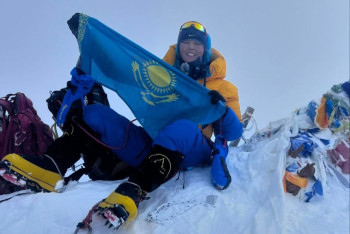 Фотография к новости: Первая казашка взошедшая на Эверест рассказала о самом сложном в экспедиции