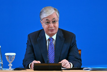 Фотография к новости: Токаев поздравил казахстанцев с Днём Конституции