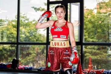 Фотография к новости: "Казахстанская Барби" сломала челюсть сопернице из Таиланда