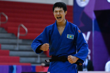 Фотография к новости: Казахстанский дзюдоист Санжар Еруланулы стал чемпионом мира среди кадетов в Перу