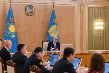 Фотография к новости: Президент провёл совещание по подготовке к V Всемирным играм кочевников