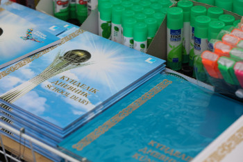 Фотография к новости: ​​Более 500 тыс детей получили поддержку от государства к новому учебному году