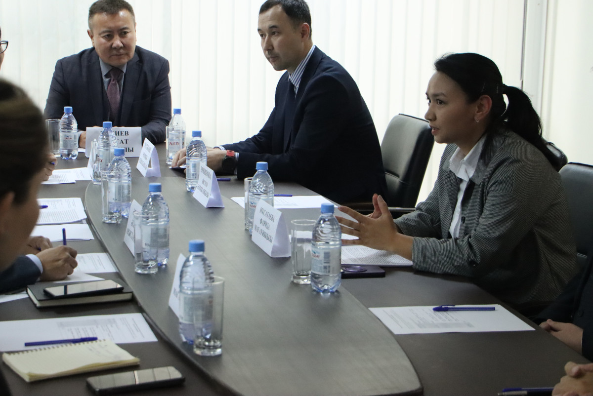 Институт прикладных исследований