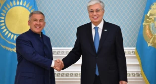 Президент Казахстана встретился с Раисом Татарстана